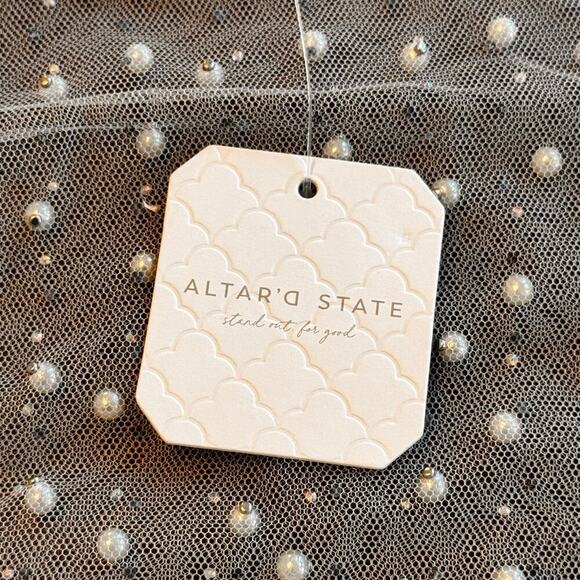 New ALTAR’D STATE Ivory Sheer Pearl Rhinestone Beaded Cropped Top Women's Sz Sm - Picture 7 of 12